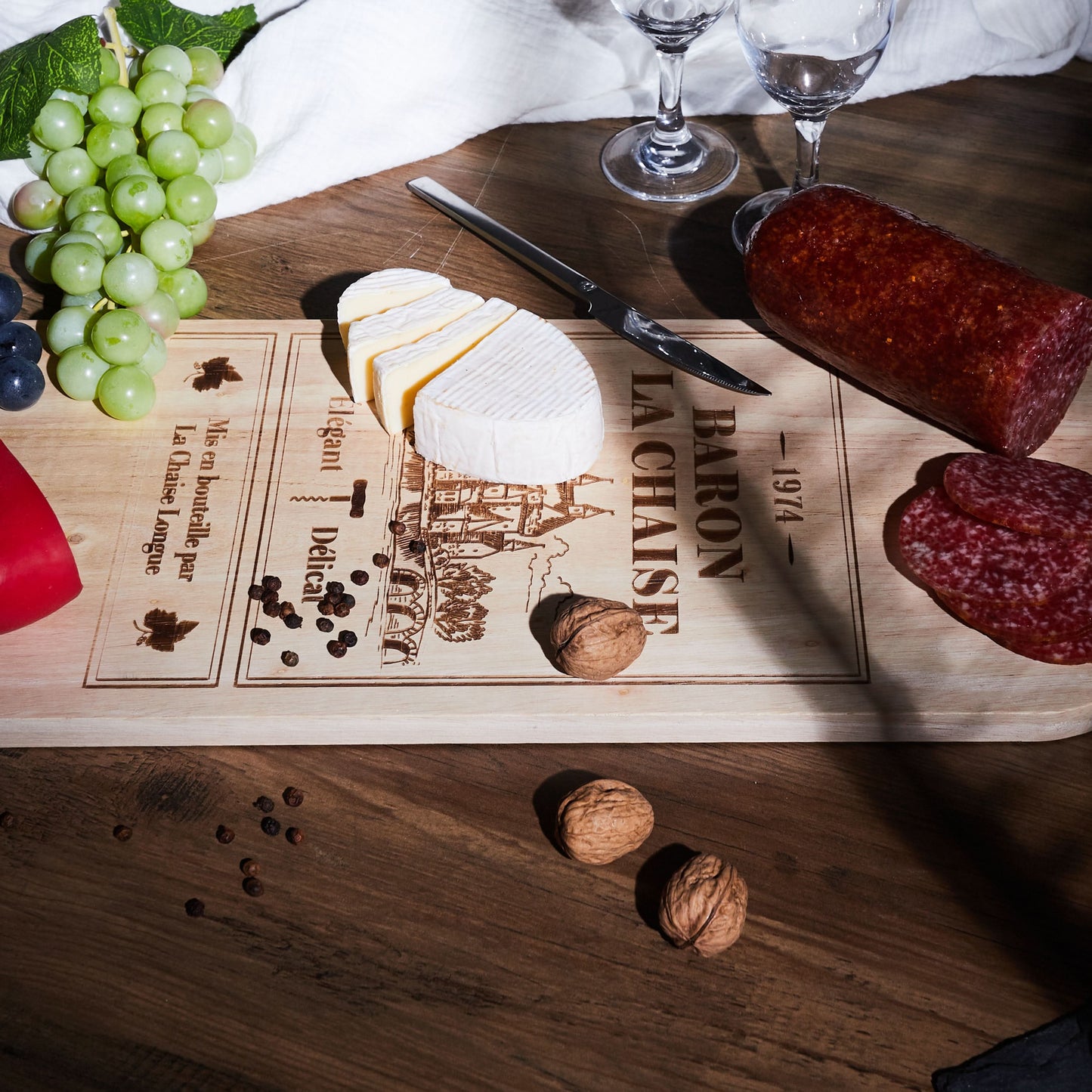 PLANCHE APERO BOUTEILLE BARON LA CHAISE