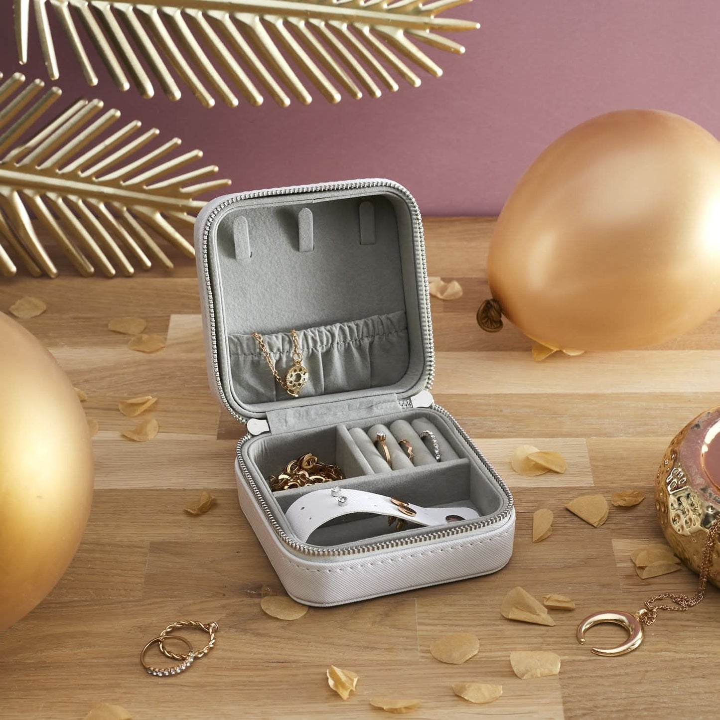 COFFRET A BIJOUX MME PRINCESSE