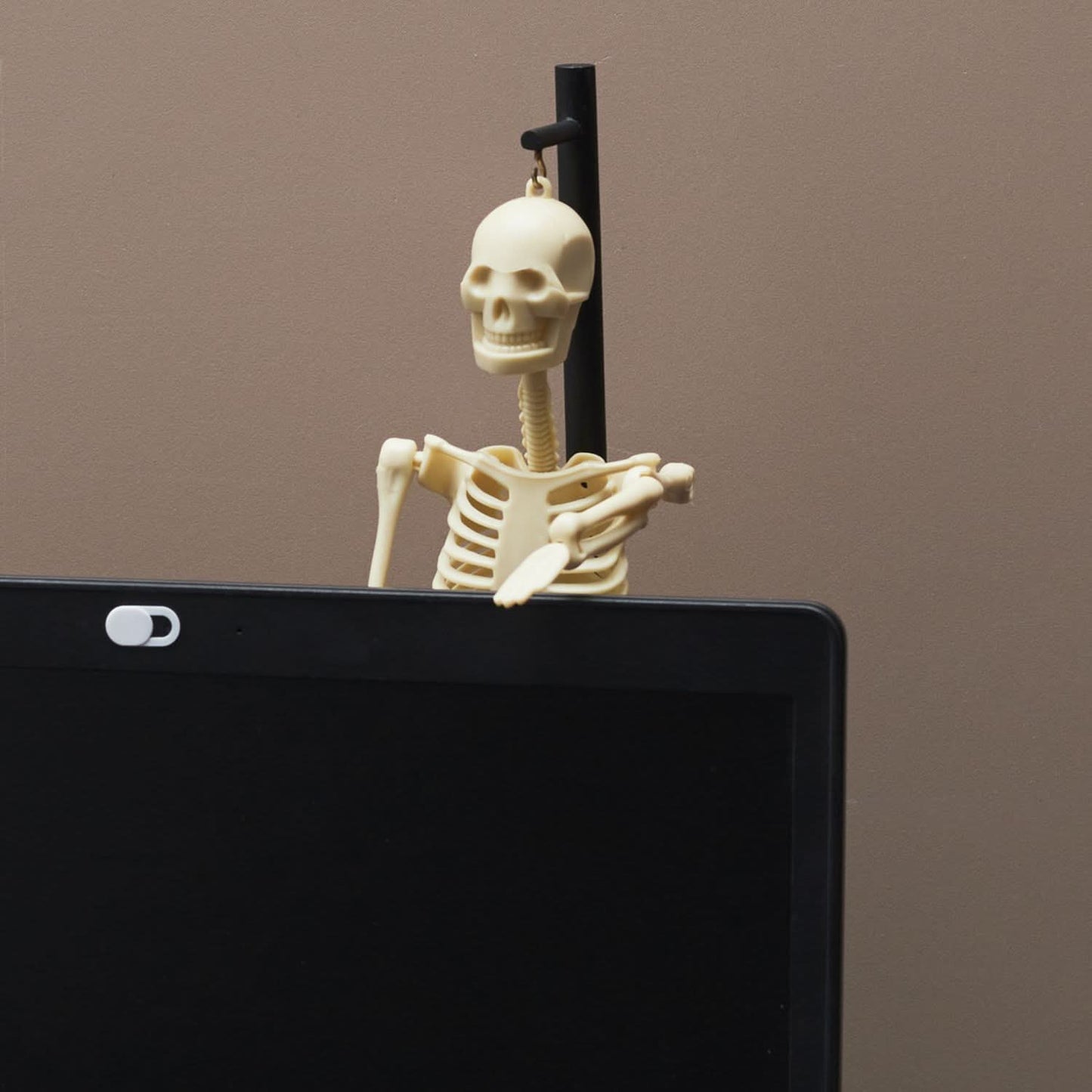 MINI SQUELETTE DE BUREAU OSCAR