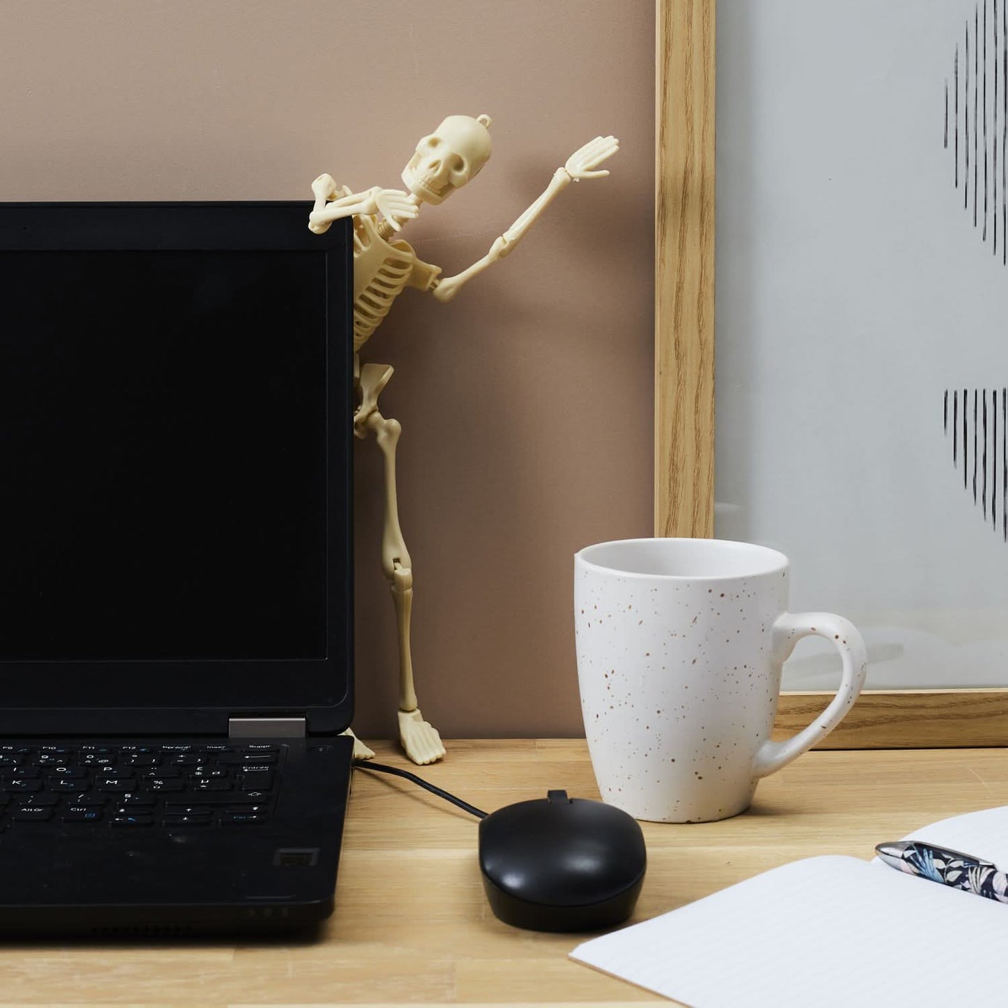 MINI SQUELETTE DE BUREAU OSCAR