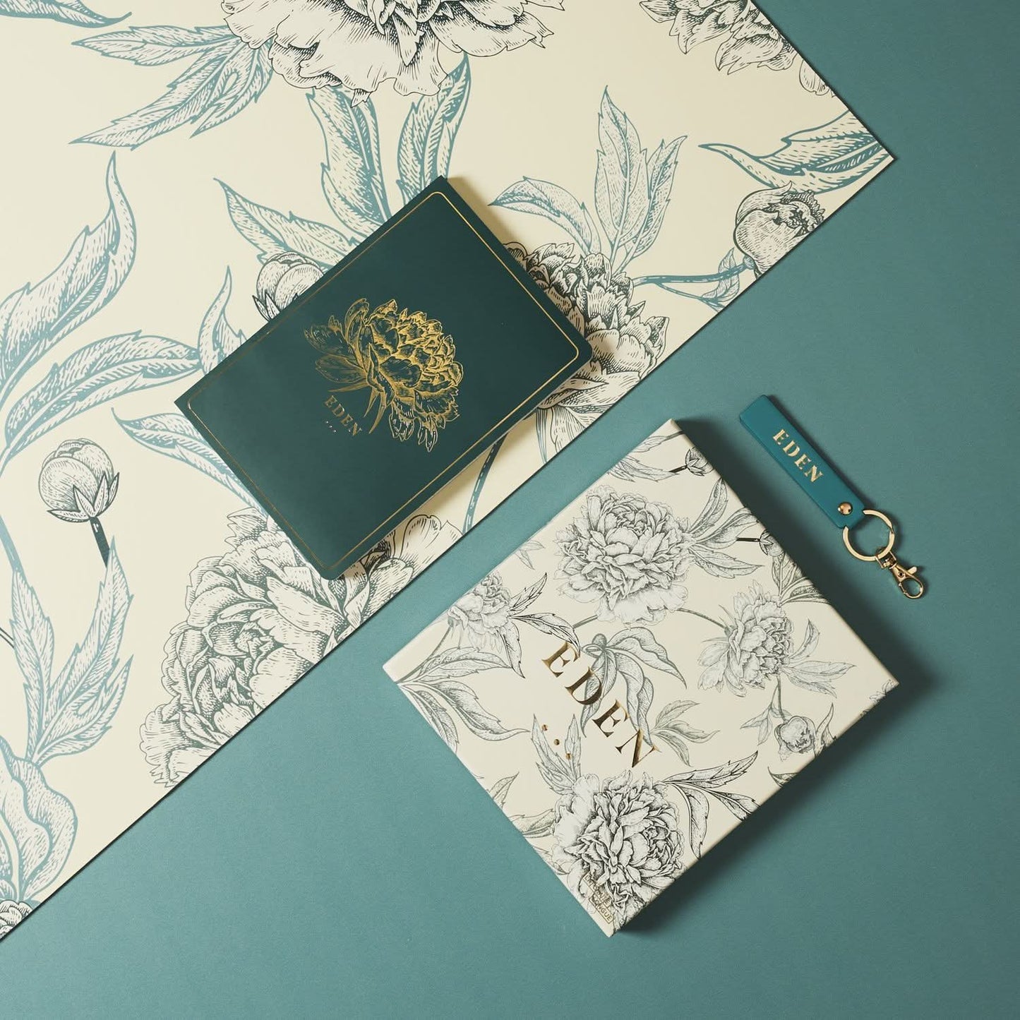 COFFRET NOTEBOOK JARDIN D'EDEN (coloris aléatoire)