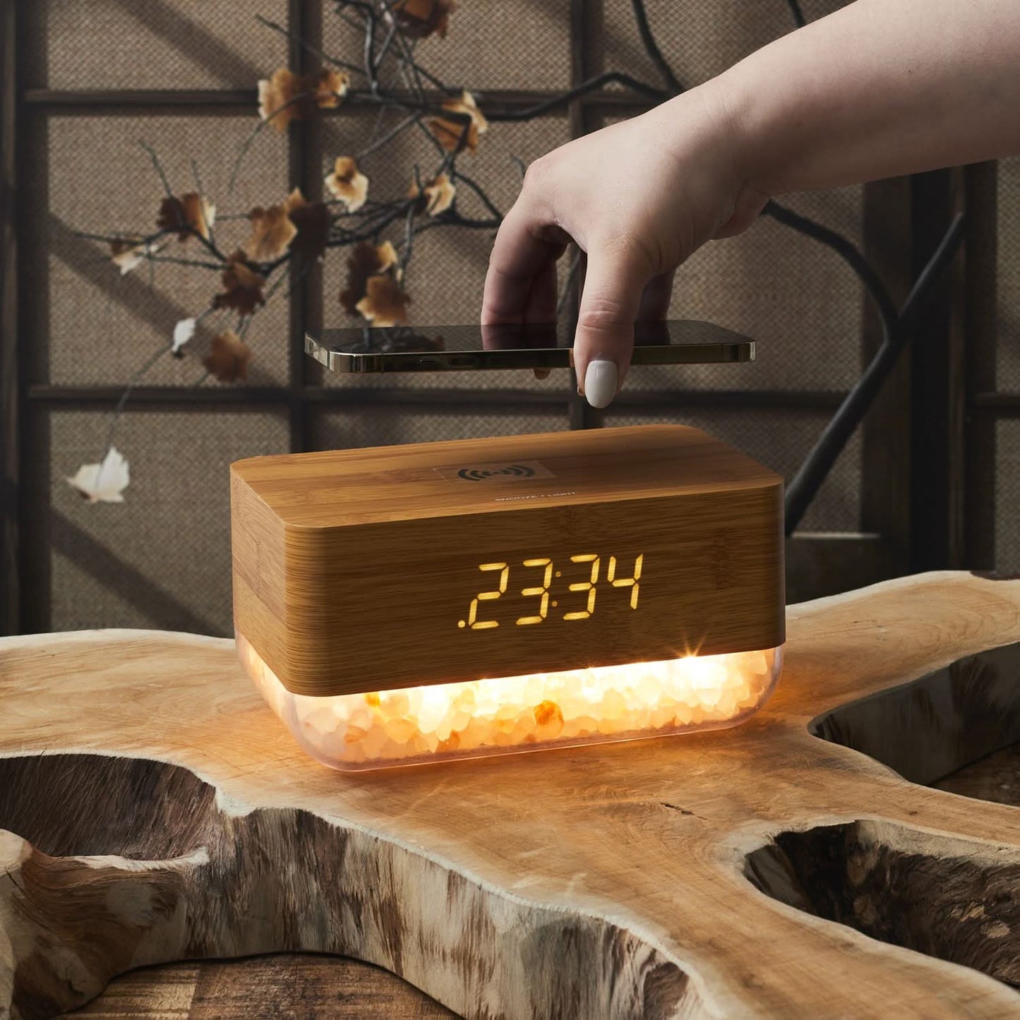 REVEIL CHARGEUR AVEC CRISTAUX DE SEL ROSE