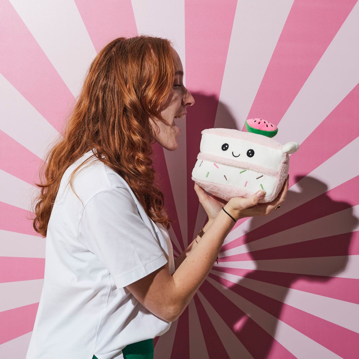 PELUCHE PART DE GATEAU