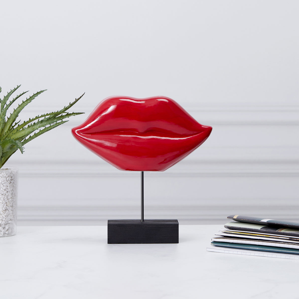 DECO A POSER BOUCHE ROUGE H20CM