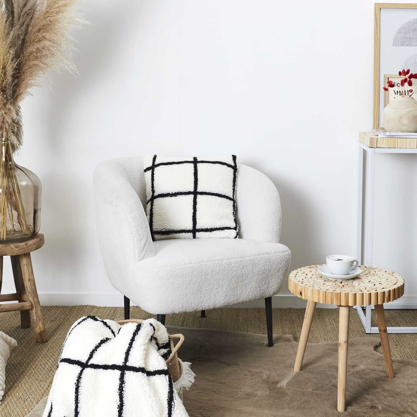 COUSSIN SHERPA BLANC CARREAUX NOIR 40X40CM