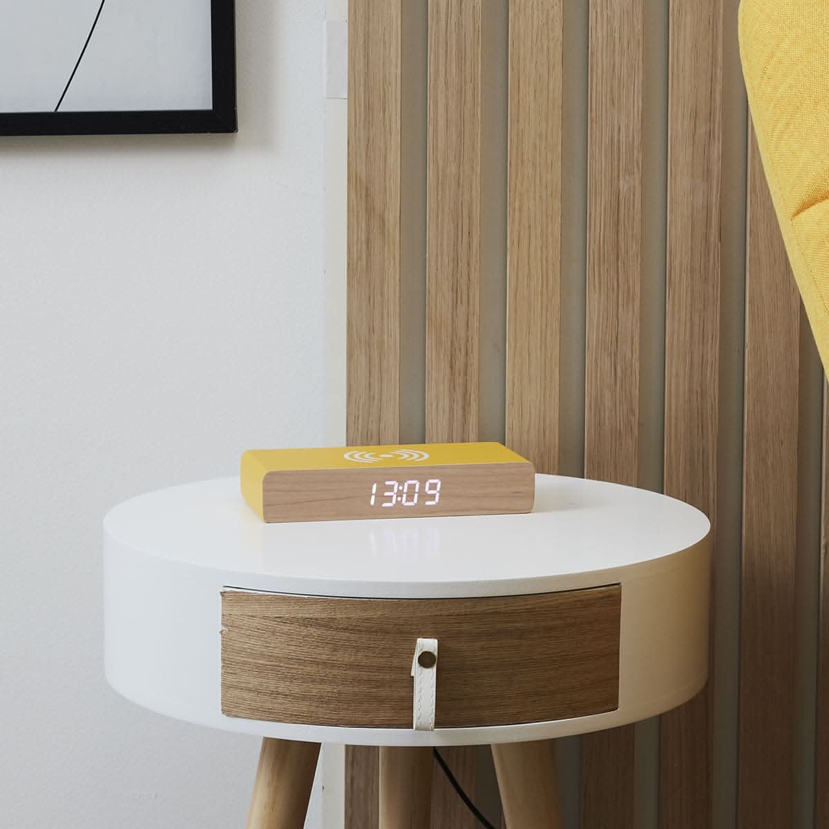 REVEIL CHARGEUR BOIS JAUNE