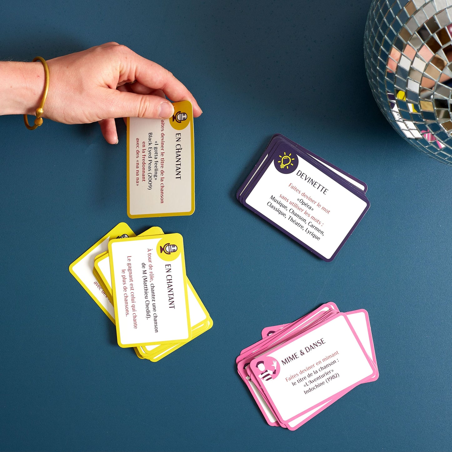 JEU DE QUIZZ KARAOKE