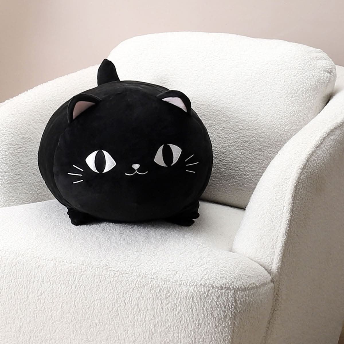 COUSSIN CHAT NOIR