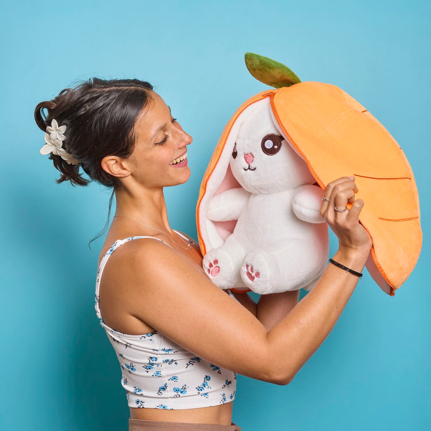 PELUCHE LAPIN SURPRISE CAROTTE