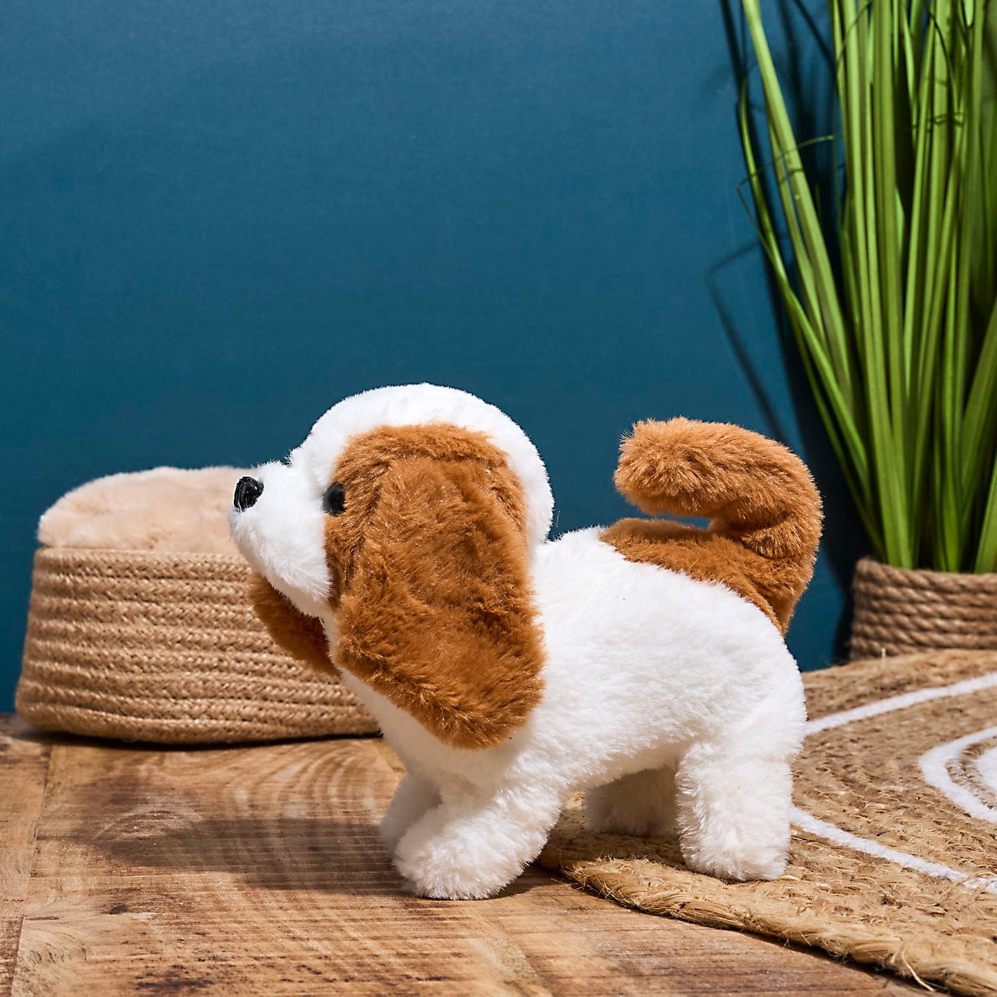 PELUCHE CROQUETTE LE CHIEN QUI MARCHE