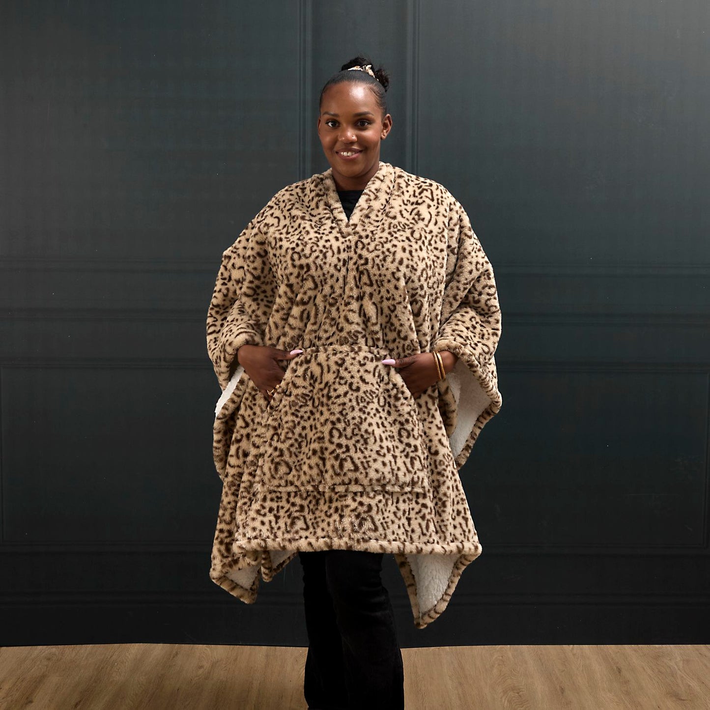 PLAID PONCHO LEOPARD KEILA