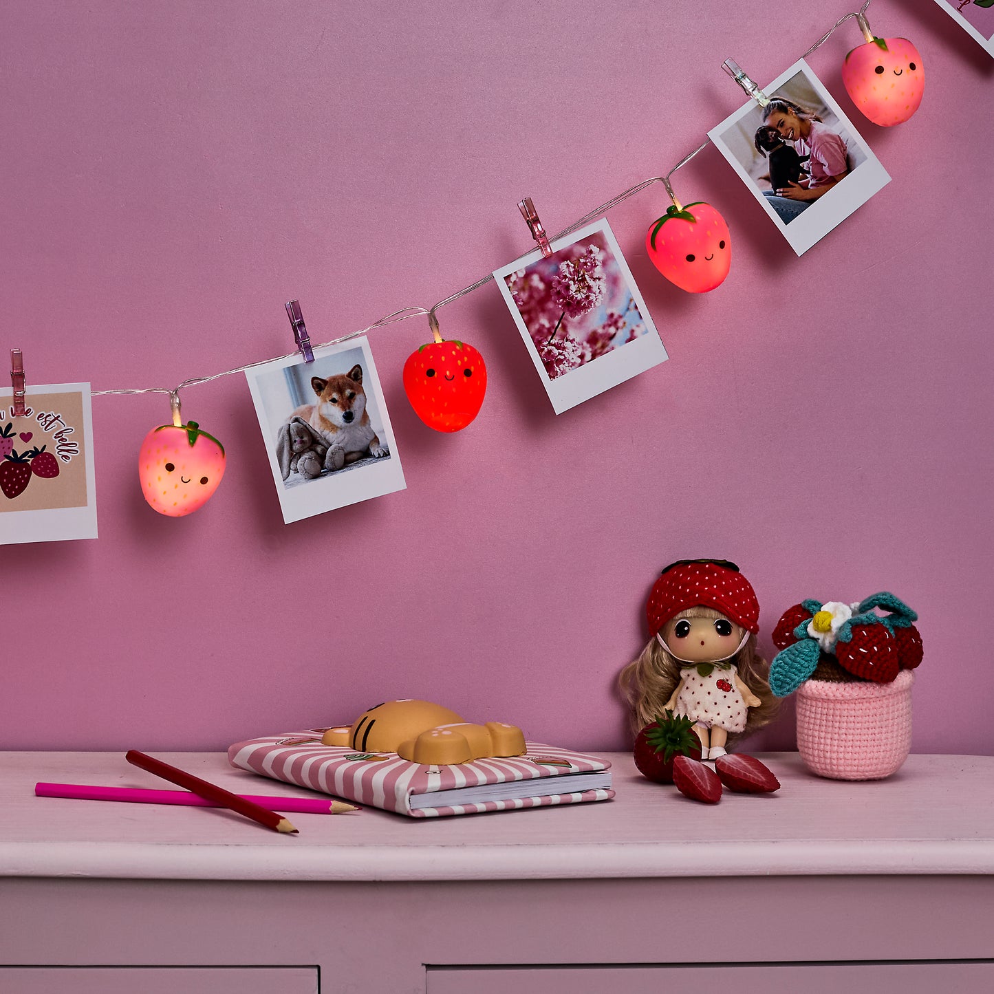 GUIRLANDE CLIPS KAWAII FRAISES