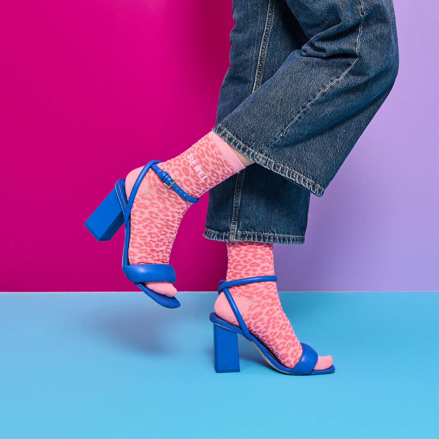 COFFRET DE 6 CHAUSSETTES KPOP 35-39