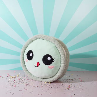 PELUCHE MACARON VERT KAWAII
