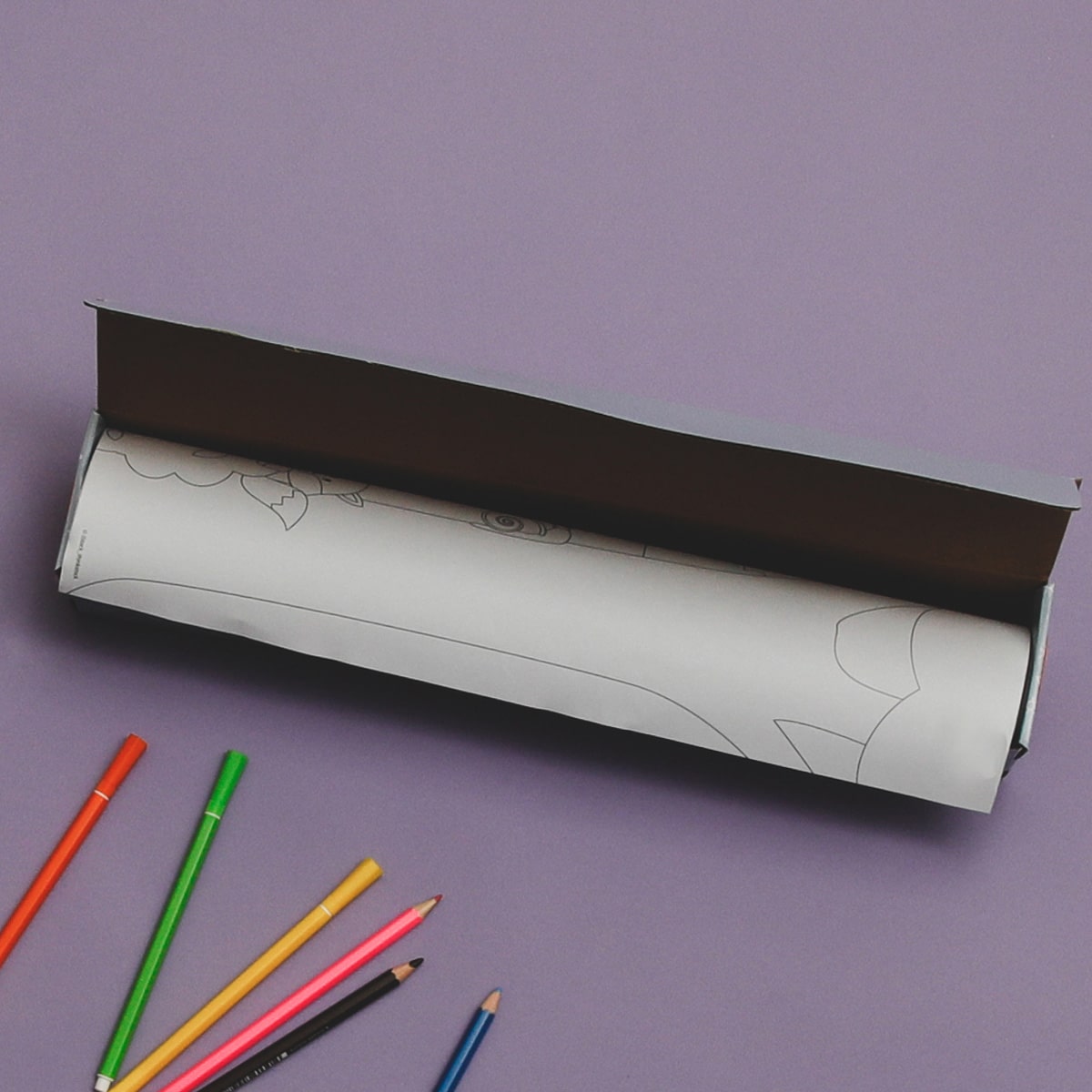 Rouleau de coloriage avec crayons - 1,5 Mètres - Espace